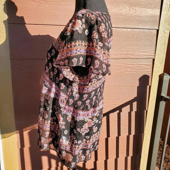 Maurices Bohemian Short Sleeve Peplum Top Women's Size Small EUC - Picture 11 of 15